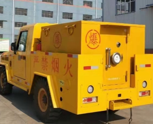 上高爆破器材运输车专用功能