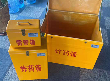 上高玻璃雷管箱生产标准全解析：安全、性能与合规的基石